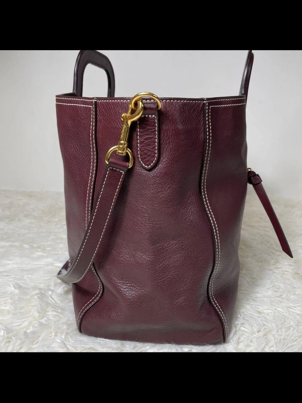 Mulberry Shoulder Bag in Deep Burgundy Leather - Picture 8 of 16